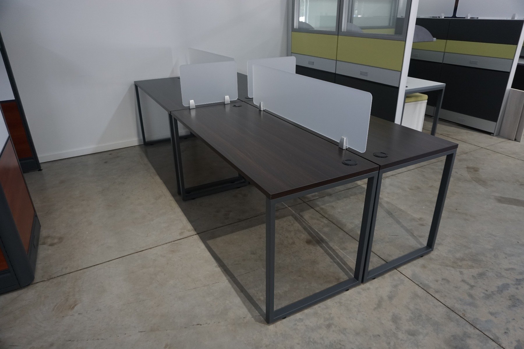 Nova Desking System | 24x60 Seats 4 | 5 Colors Available - Image 4